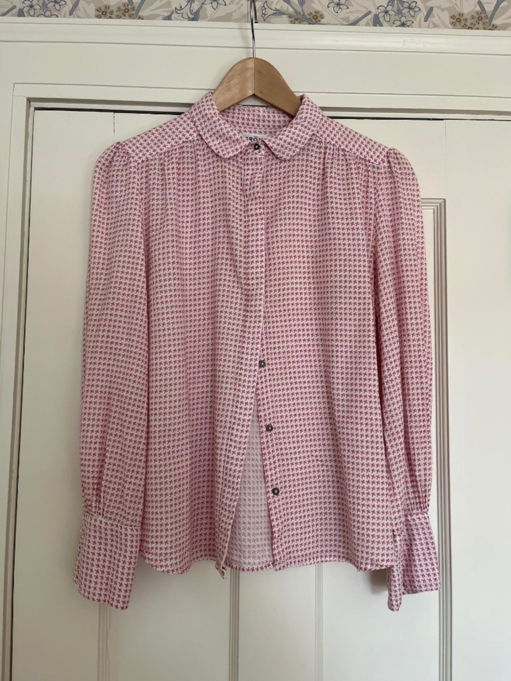 Brora Pink and White Houndstooth Button-up Shirt Size 12UK (8US)